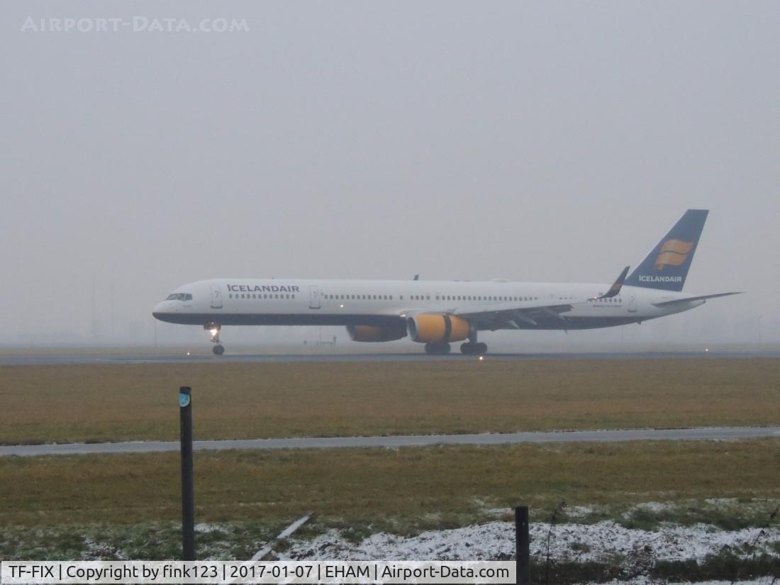 TF-FIX, 2002 Boeing 757-308 C/N 29434, ICELANDAIR 757