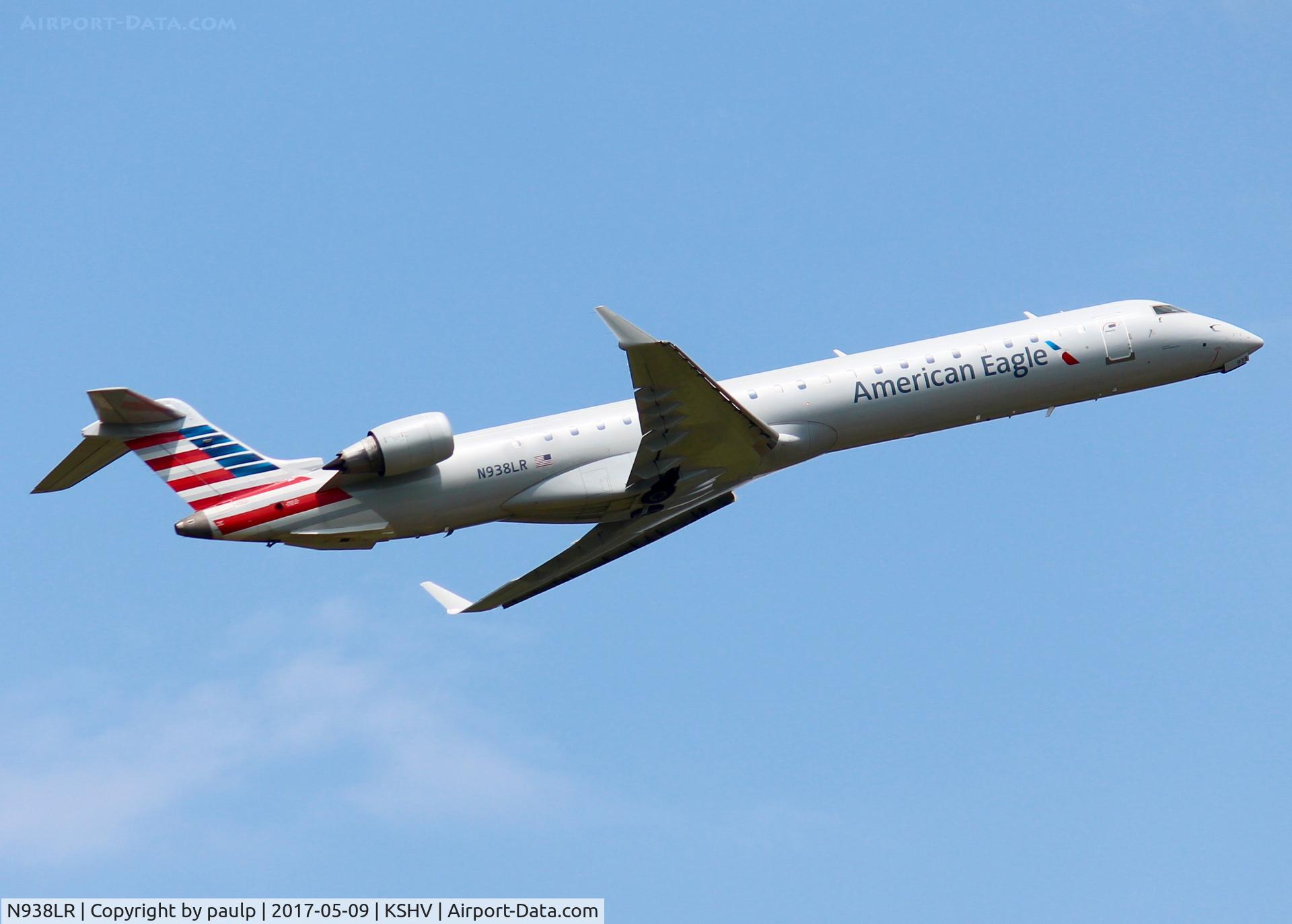 N938LR, 2005 Bombardier CRJ-900ER (CL-600-2D24) C/N 15038, At Shreveport Regional.