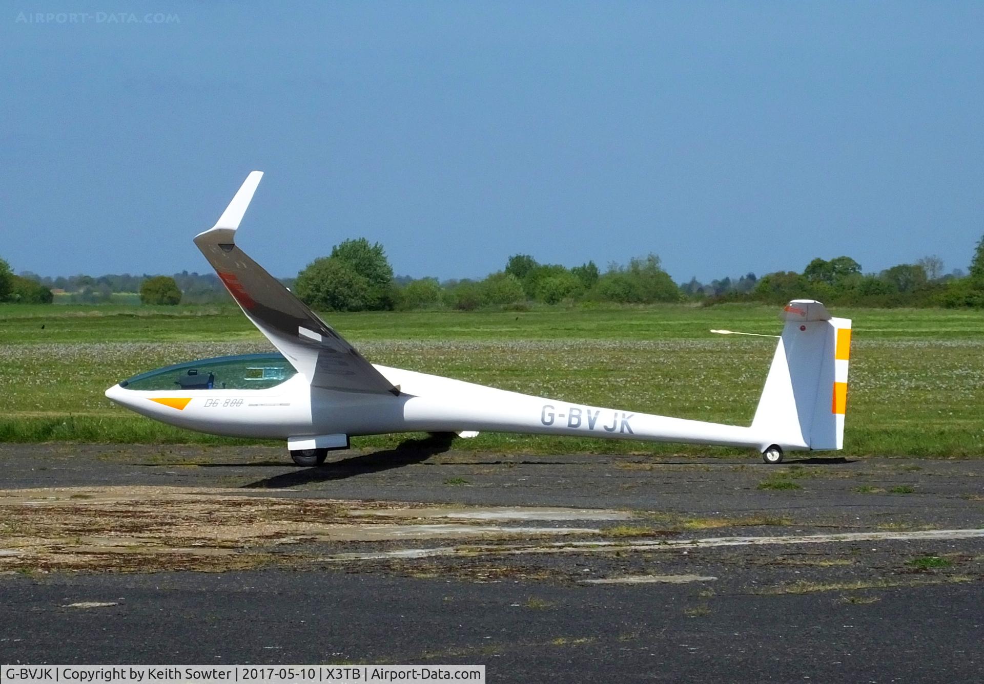 G-BVJK, 1994 Glaser-Dirks DG-800A C/N 8-24-A21, Awaiting its next flight