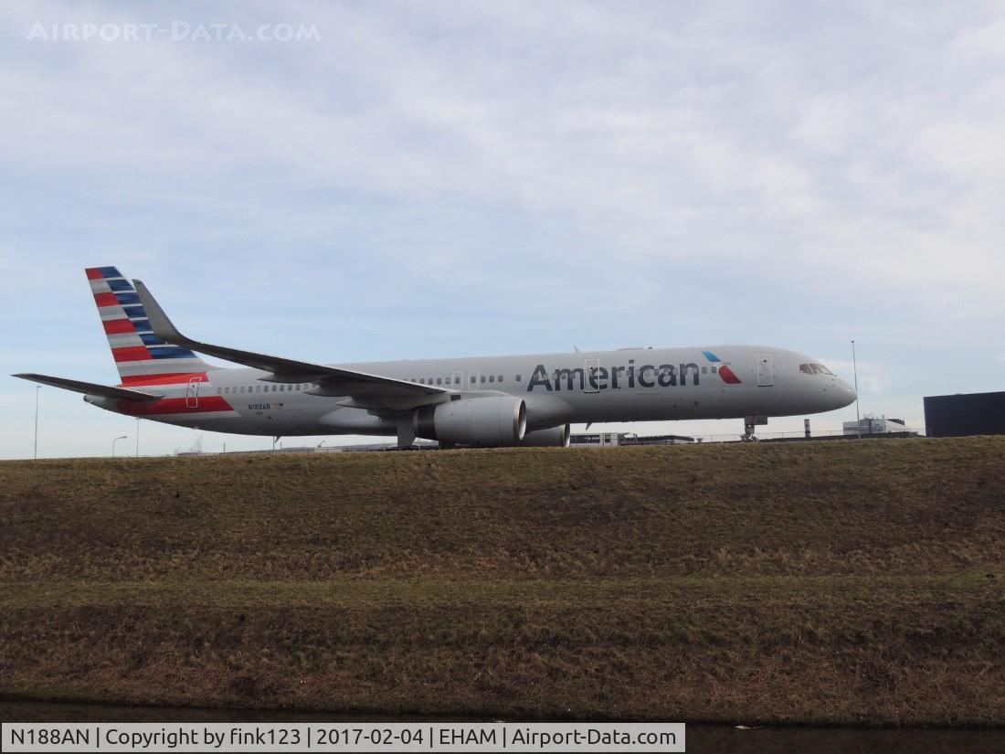 N188AN, 2001 Boeing 757-223 C/N 32382, AMERICAN AIRLINES OVER QUEBEC