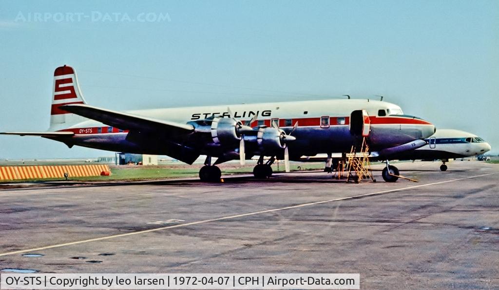 OY-STS, Douglas DC-6B C/N 45201, Copenhagen 7.4.1972