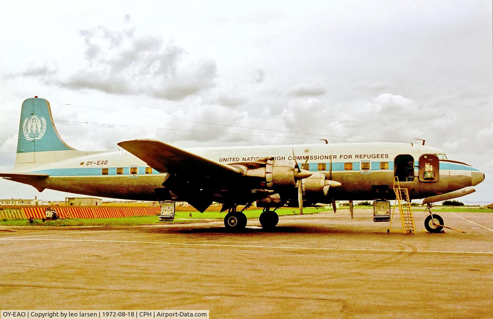 OY-EAO, 1951 Douglas DC-6B C/N 43274, Copenhagen 18.8.1972 in UN c-s