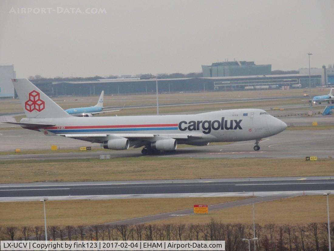 LX-UCV, 2004 Boeing 747-4R7F/SCD C/N 33827, CARGOLUX 747