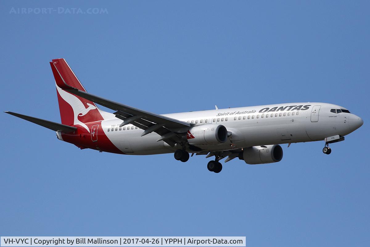 VH-VYC, 2004 Boeing 737-838 C/N 33991, for 24