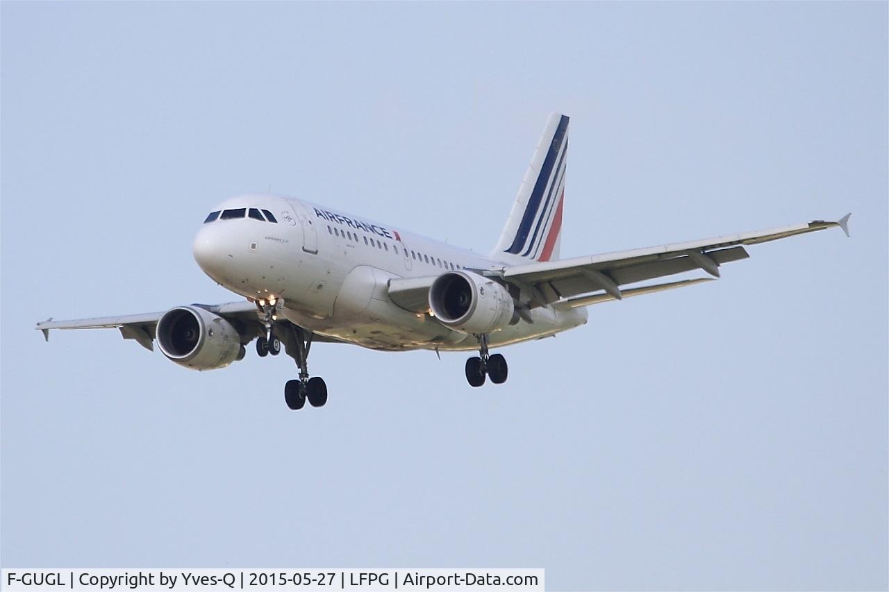 F-GUGL, 2006 Airbus A318-111 C/N 2686, Airbus A318-111, Short approach rwy 27R, Paris-Roissy Charles De Gaulle airport (LFPG-CDG)