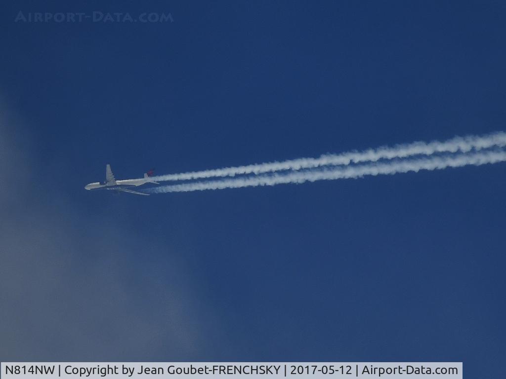 N814NW, 2006 Airbus A330-323 C/N 806, DL477 /DAL477 BCN to JFK level 340