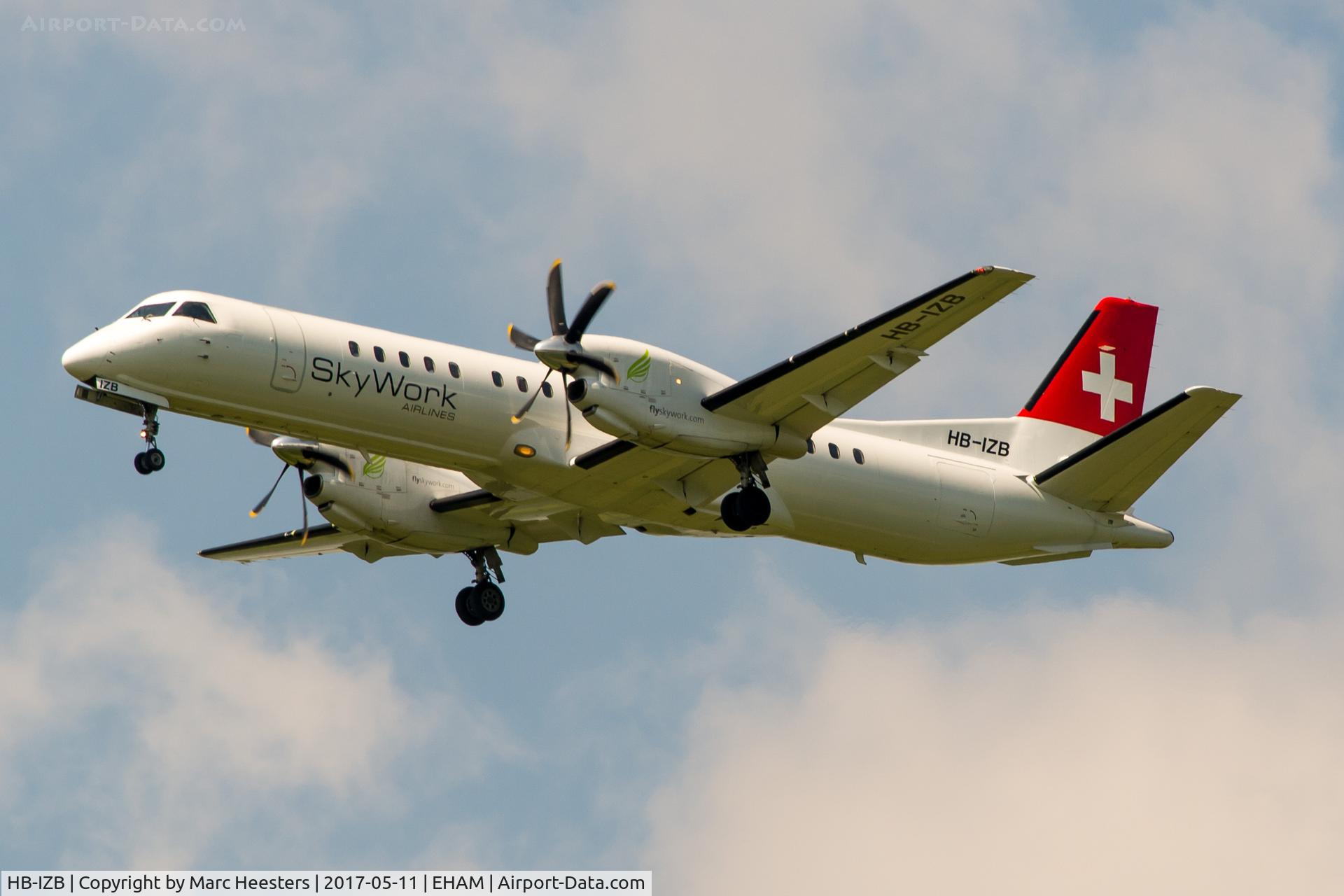HB-IZB, 1994 Saab 2000 C/N 2000-005, HB-IBZ @ EHAM 18R