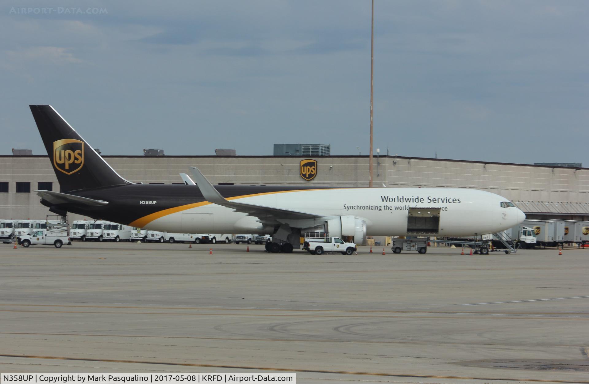 N358UP, 2013 Boeing 767-34AF/ER C/N 37864, Boeing 767-300F