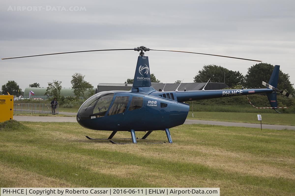 PH-HCE, 2015 Robinson R66 Turbine C/N 0624, Luchtmahdagen 2016
