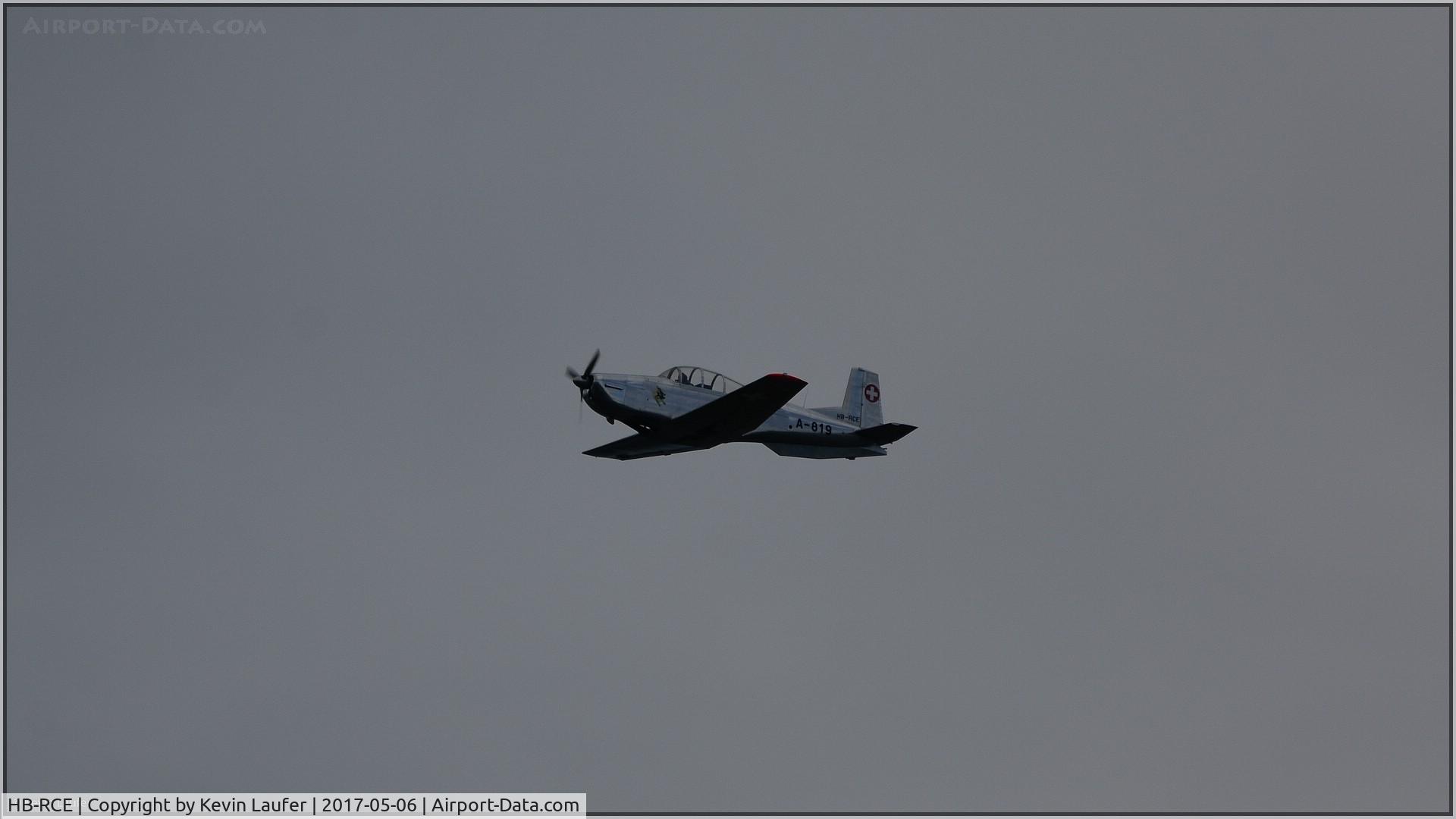 HB-RCE, Pilatus P3-05 C/N 457-6, Over Günzburg - Bavaria - Germany