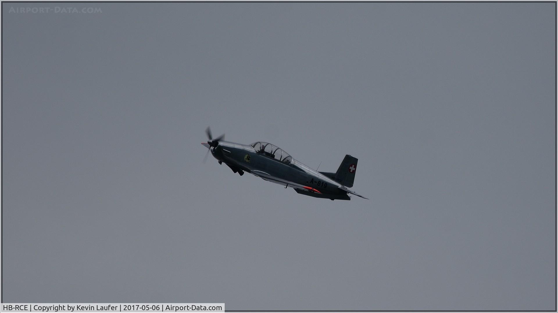 HB-RCE, Pilatus P3-05 C/N 457-6, Over Günzburg - Bavaria - Germany