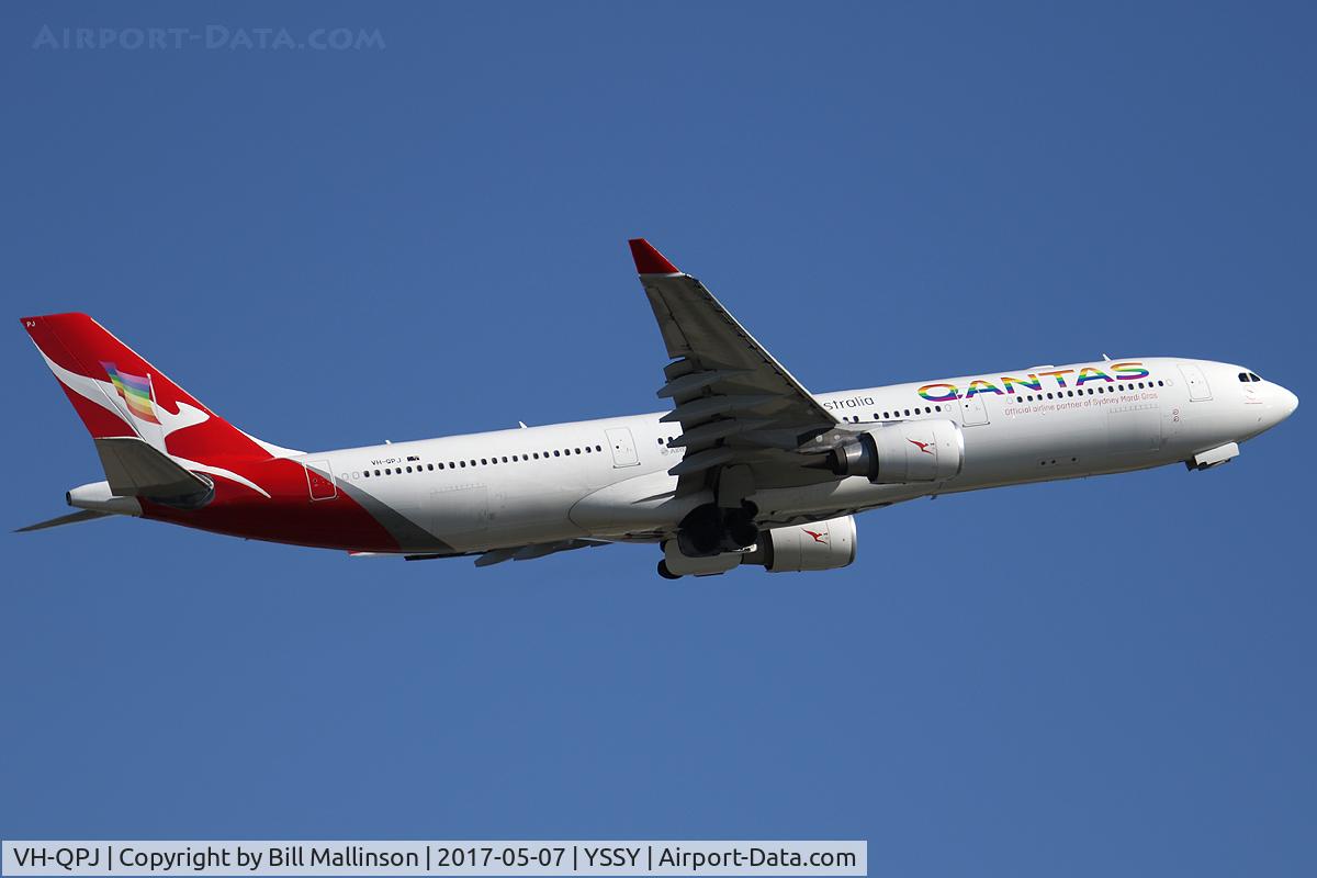 VH-QPJ, 2005 Airbus A330-303 C/N 712, rainbow