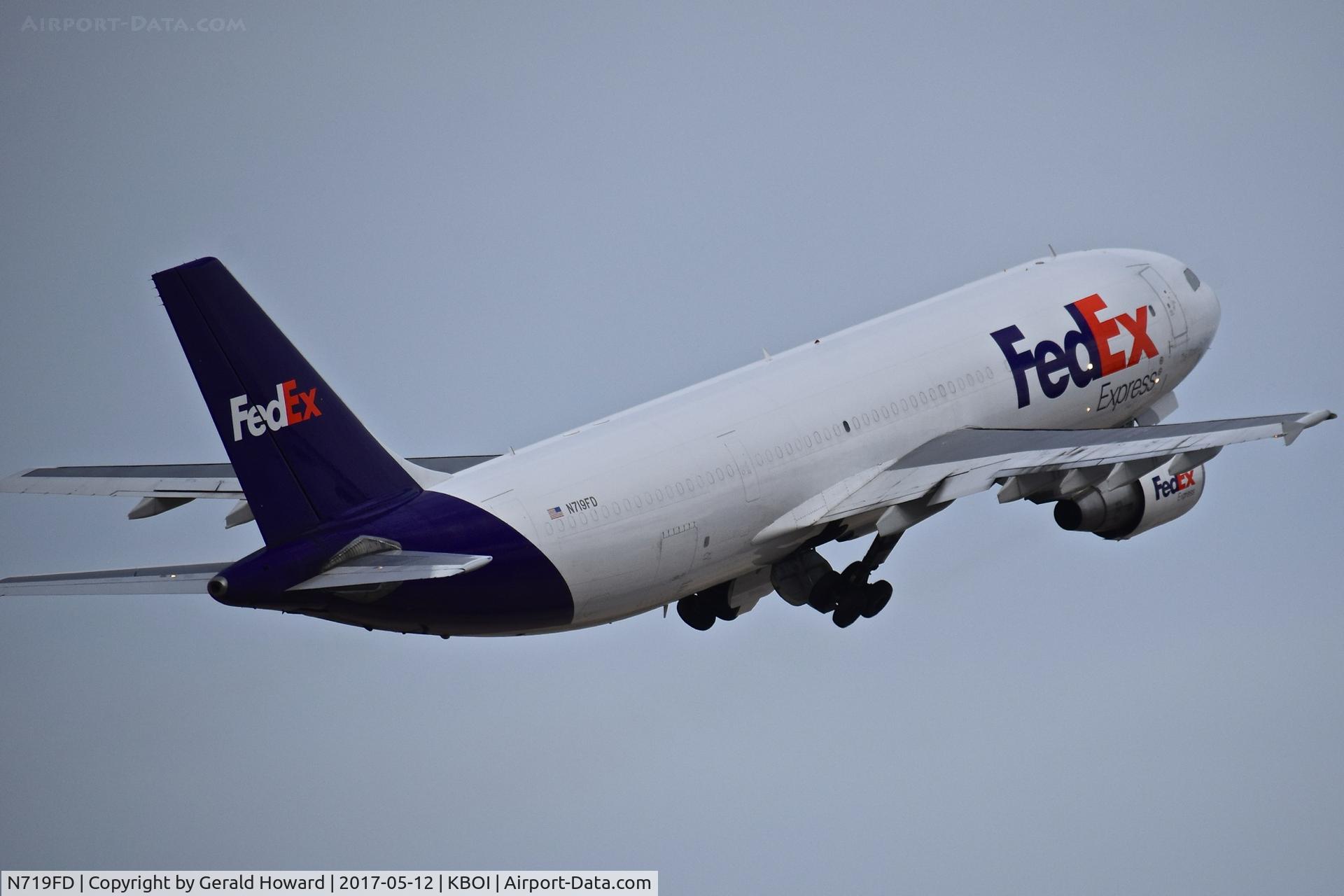 N719FD, 1989 Airbus A300B4-622 C/N 388, Departing RWY 28R.