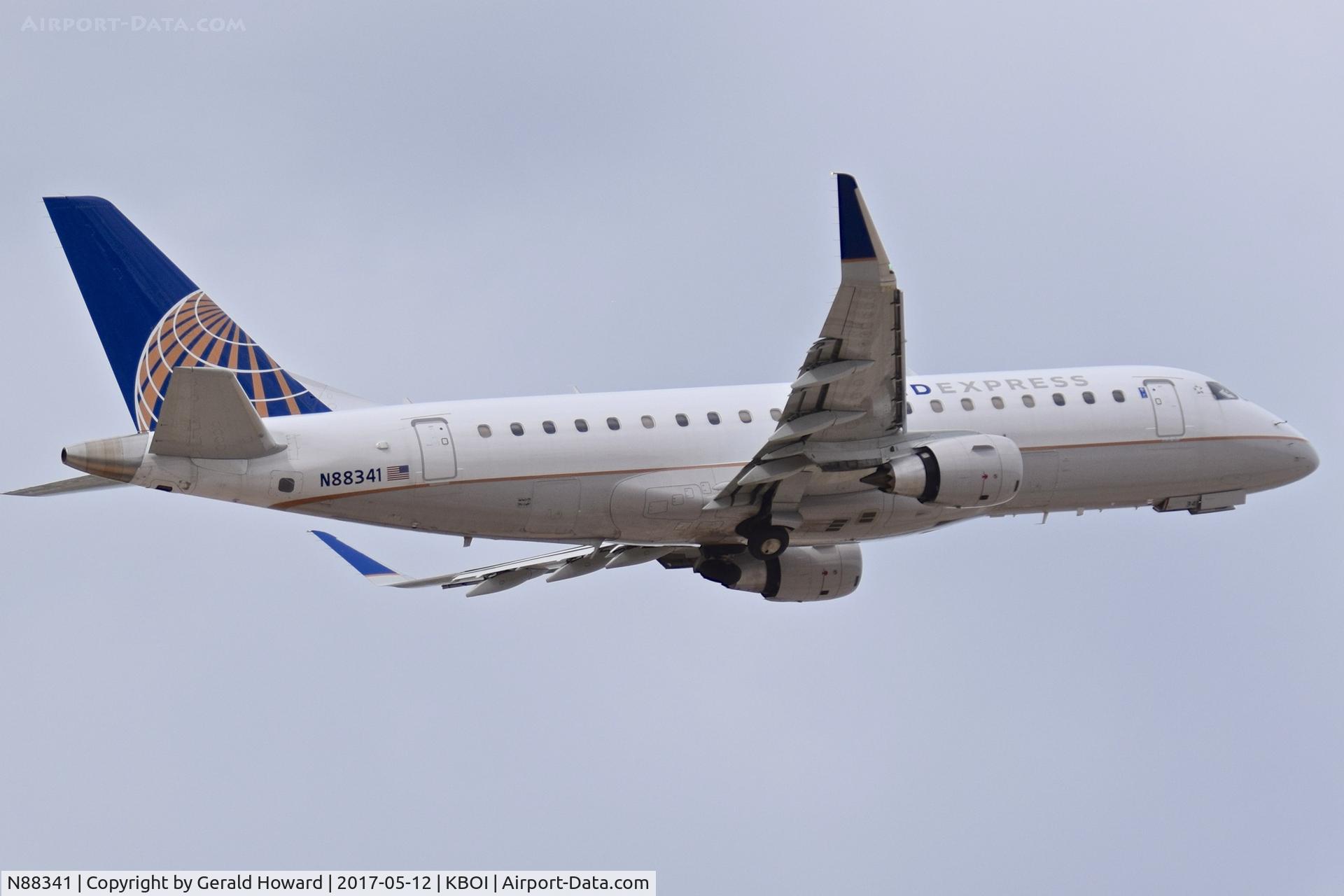 N88341, 2016 Embraer 175LR (ERJ-170-200LR) C/N 17000563, Departing RWY 28R.