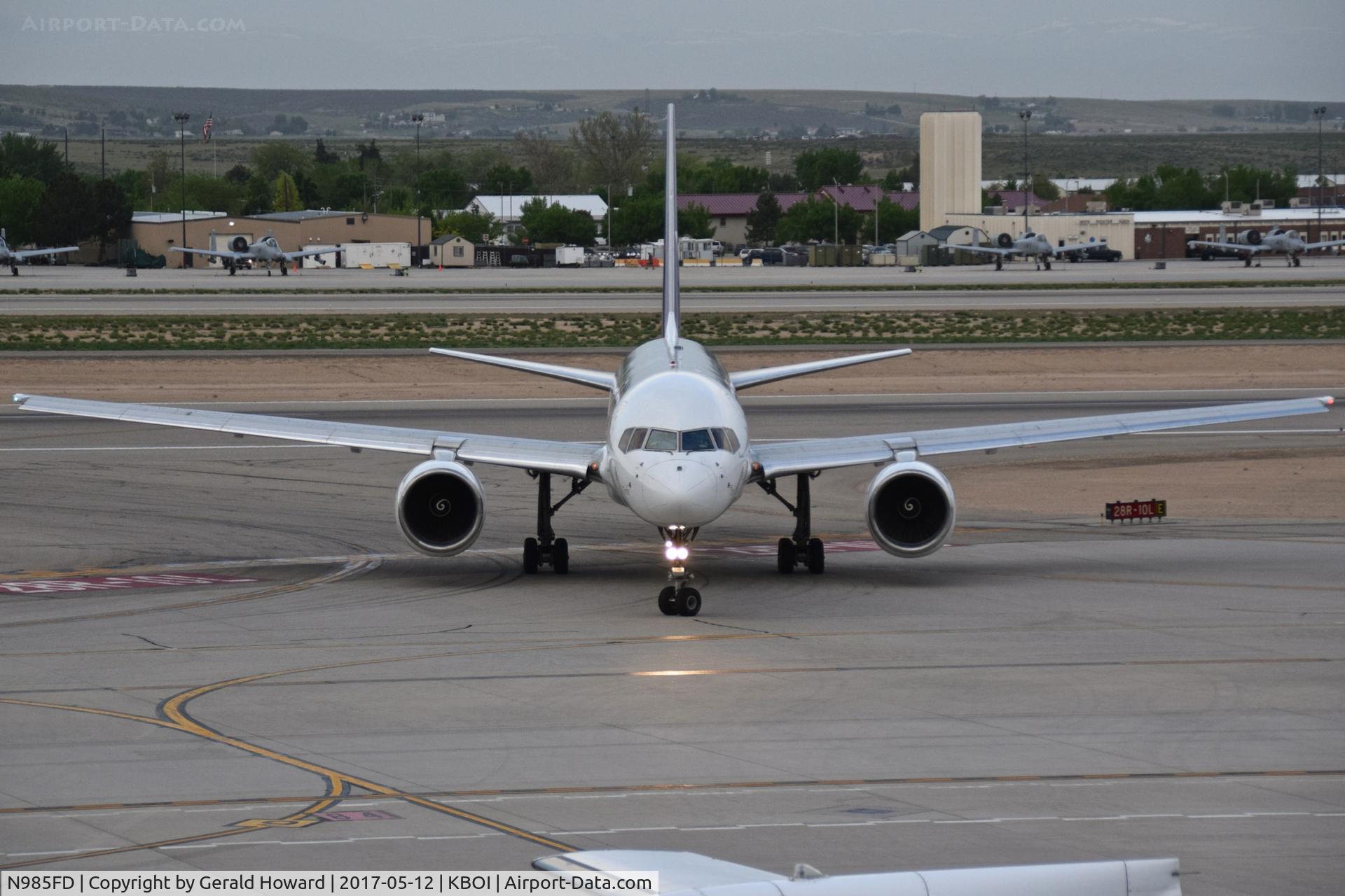 N985FD, 1990 Boeing 757-230F C/N 24737, Turning off RWY 28R for the ramp.