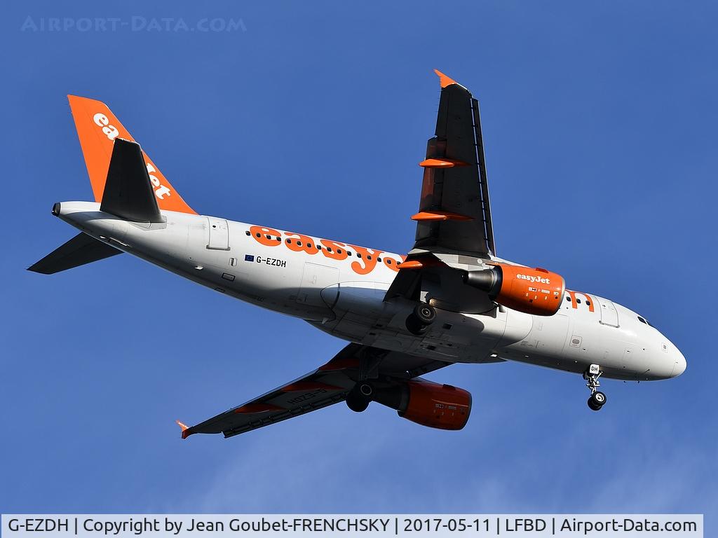 G-EZDH, 2008 Airbus A319-111 C/N 3466, U24307 from Lyon landing runway 23