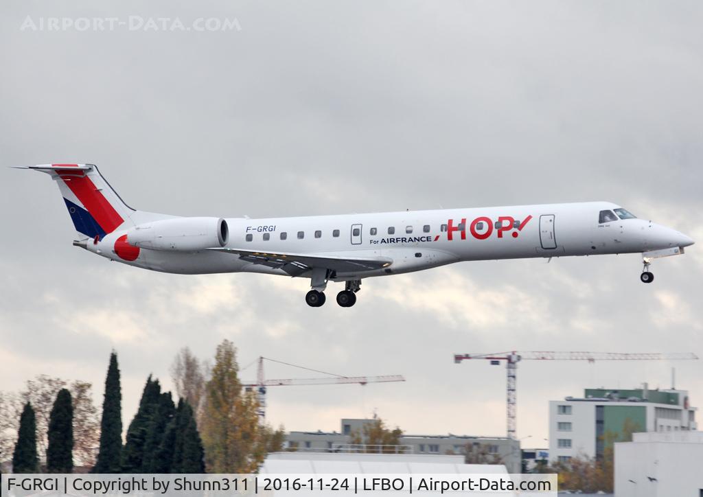 F-GRGI, 1999 Embraer EMB-145EU (ERJ-145EU) C/N 145152, Landing rwy 32R