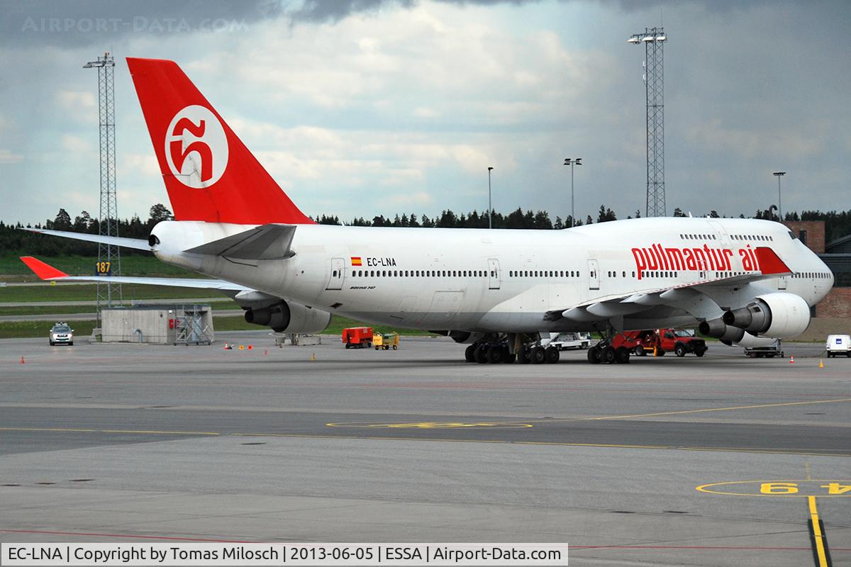 EC-LNA, 1992 Boeing 747-446 C/N 26346, Still in Pullmantur's fleet that year