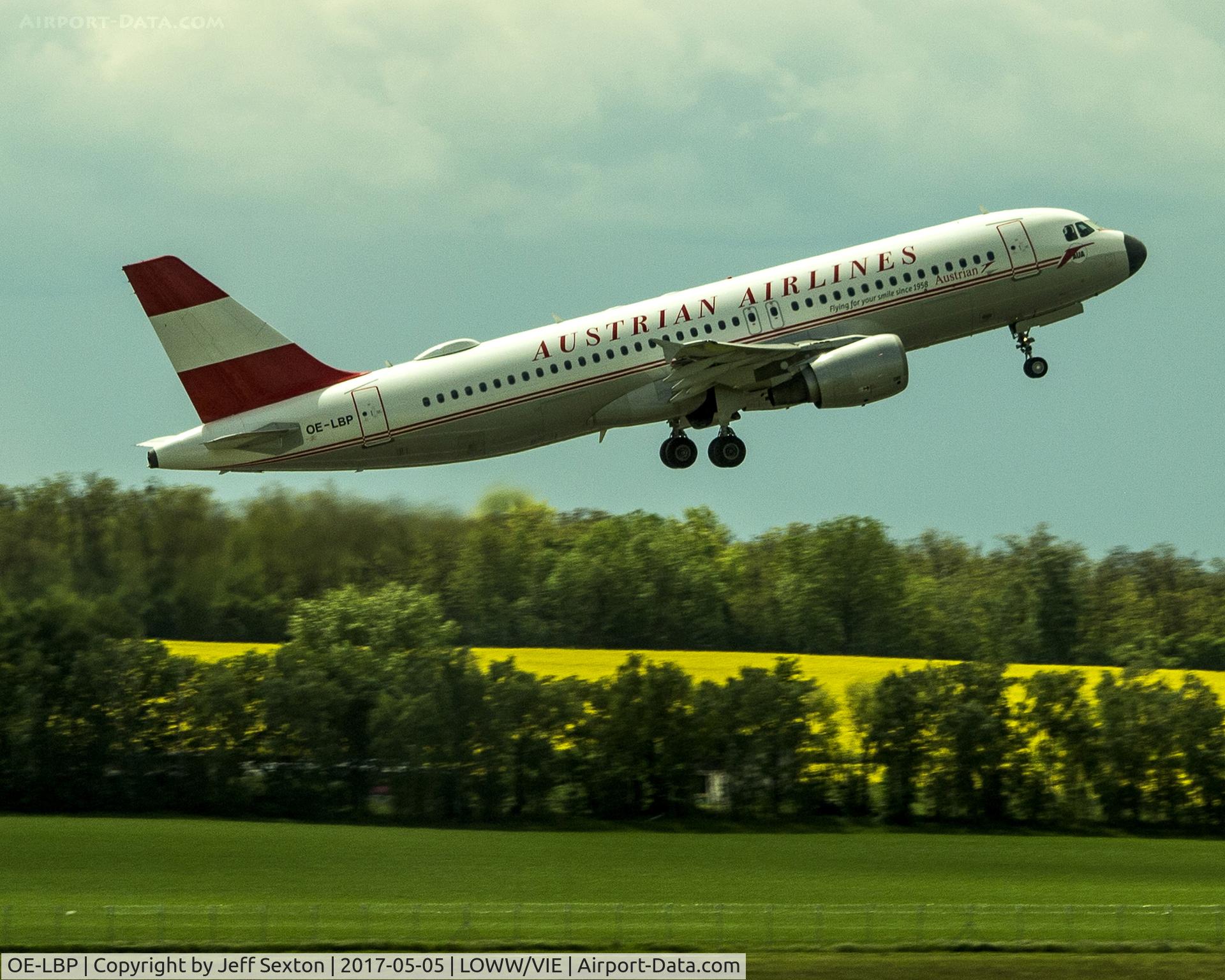OE-LBP, 1998 Airbus A320-214 C/N 797, Take off from Wien