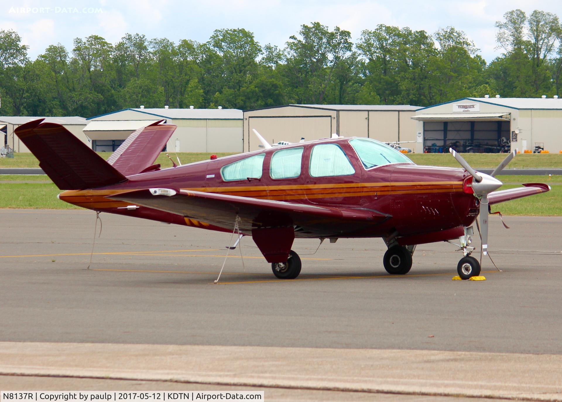 N8137R, 1974 Beech V35B Bonanza C/N D-9660, At Downtown Shreveport.