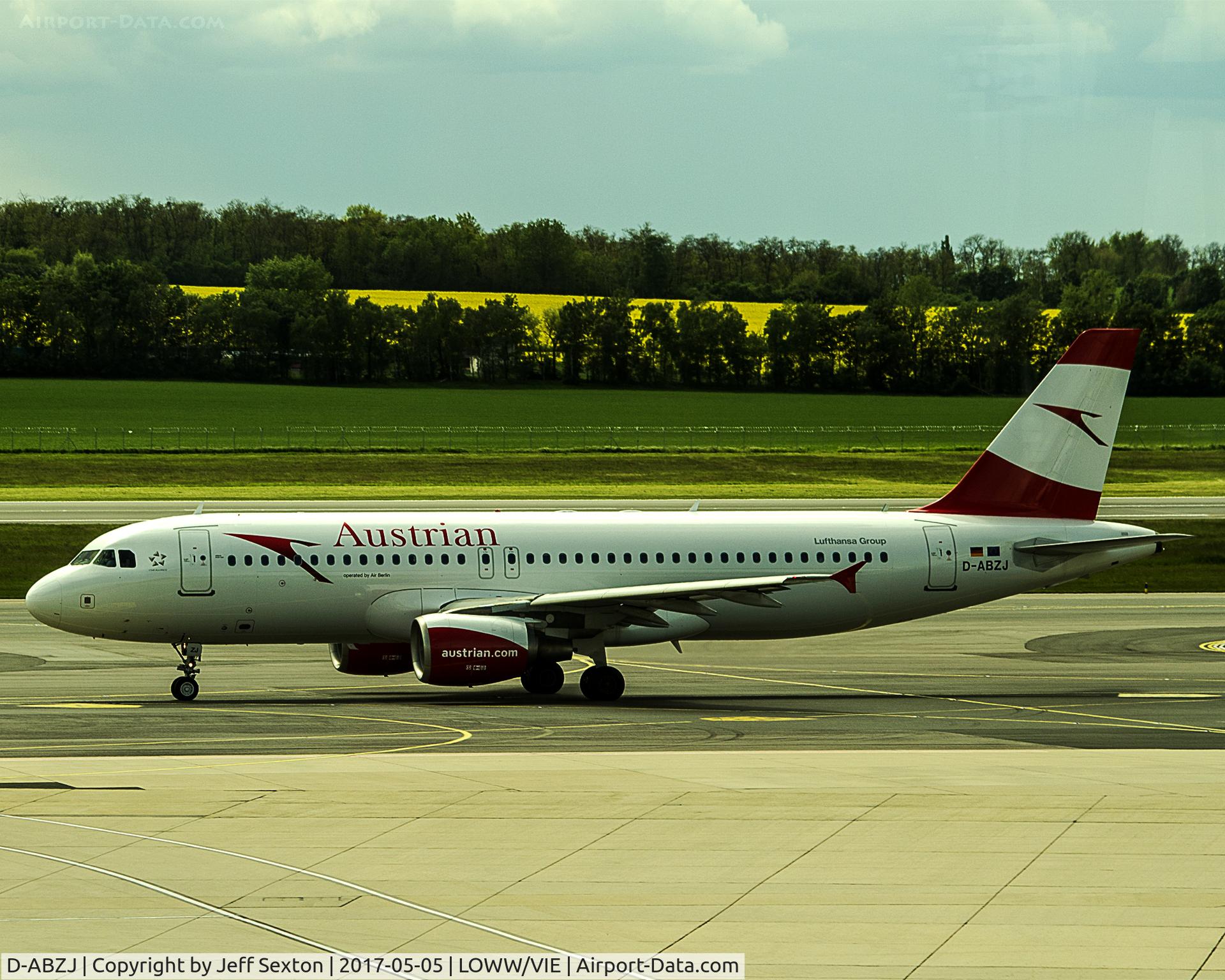 D-ABZJ, 2007 Airbus A320-216 C/N 3295, Taxiing at VIE