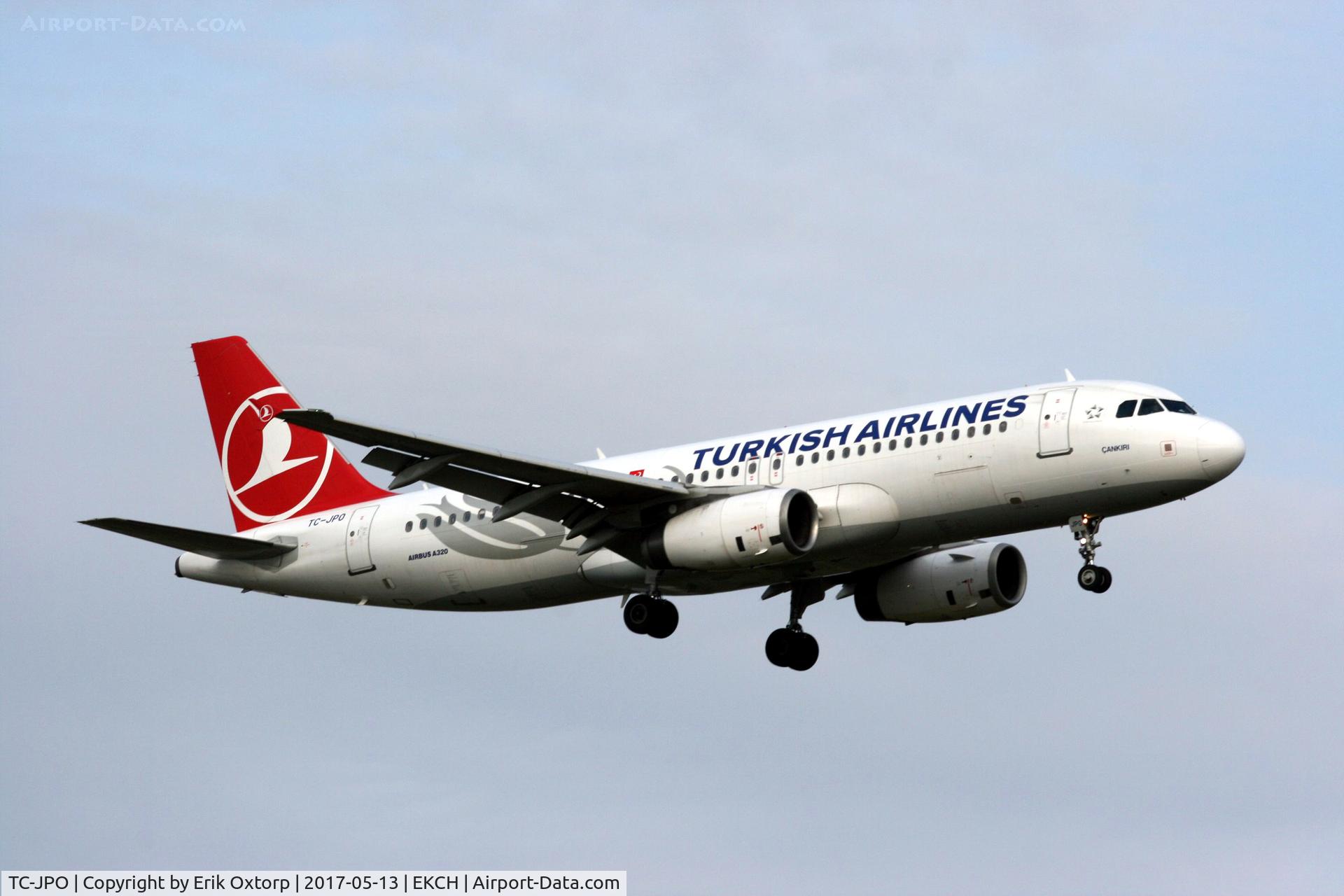 TC-JPO, 2008 Airbus A320-232 C/N 3567, TC-JPO landing rw 22L