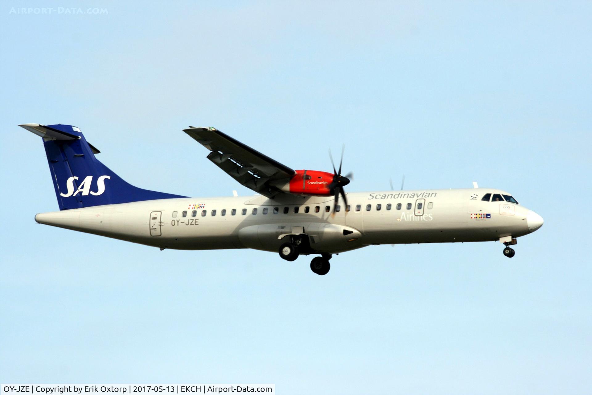 OY-JZE, 2014 ATR 72-212A C/N 1164, OY-JZE landing rw 22L