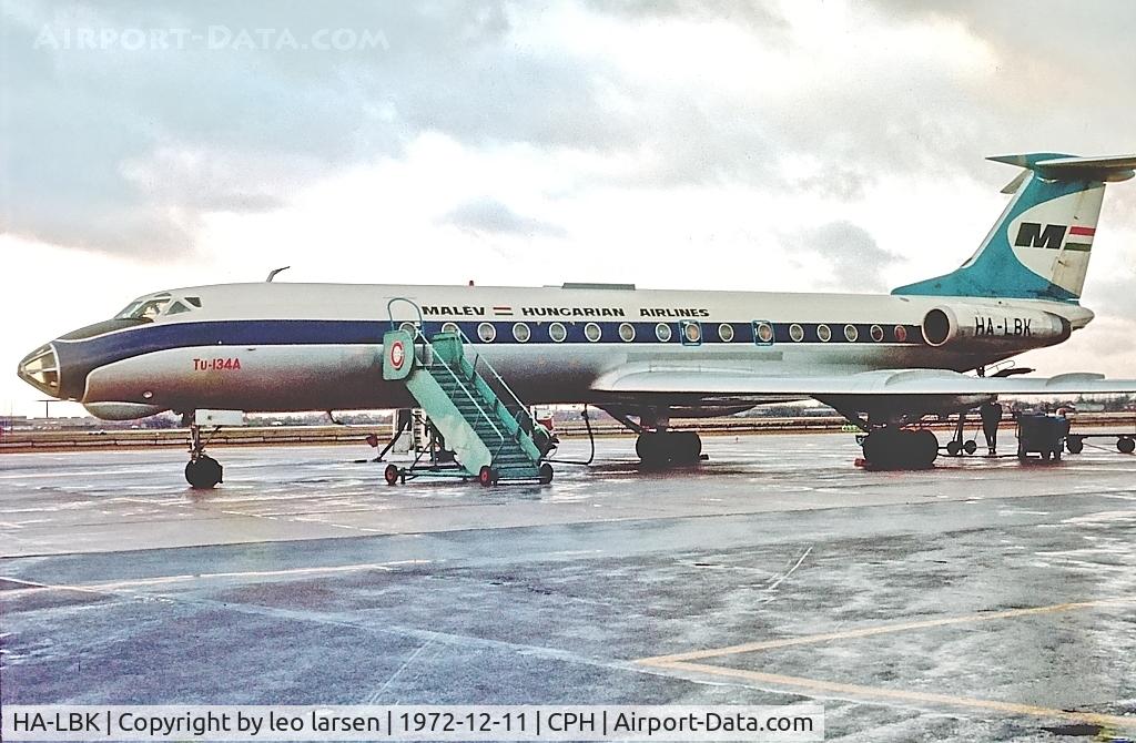 HA-LBK, 1971 Tupolev Tu-134A C/N 1351302, Copenhagen 11.12.1972