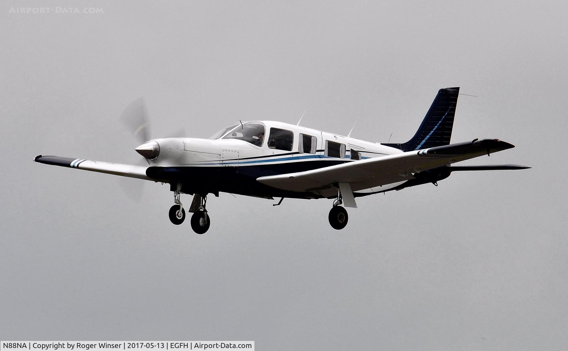 N88NA, 1984 Piper PA-32R-301T Turbo Saratoga C/N 32R-8529005, Visiting Turbo Saratoga SP departing Runway 22. Note new livery.