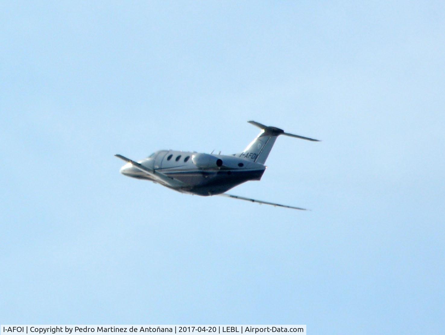 I-AFOI, 2008 Hawker Beechcraft 390 Premier 1A C/N RB-245, El Prat  -  Barcelona  -  España