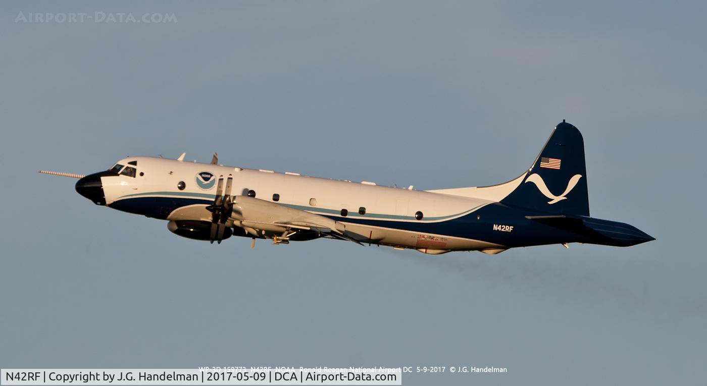 N42RF, 1975 Lockheed WP-3D Orion C/N 5622, Departing DCA.