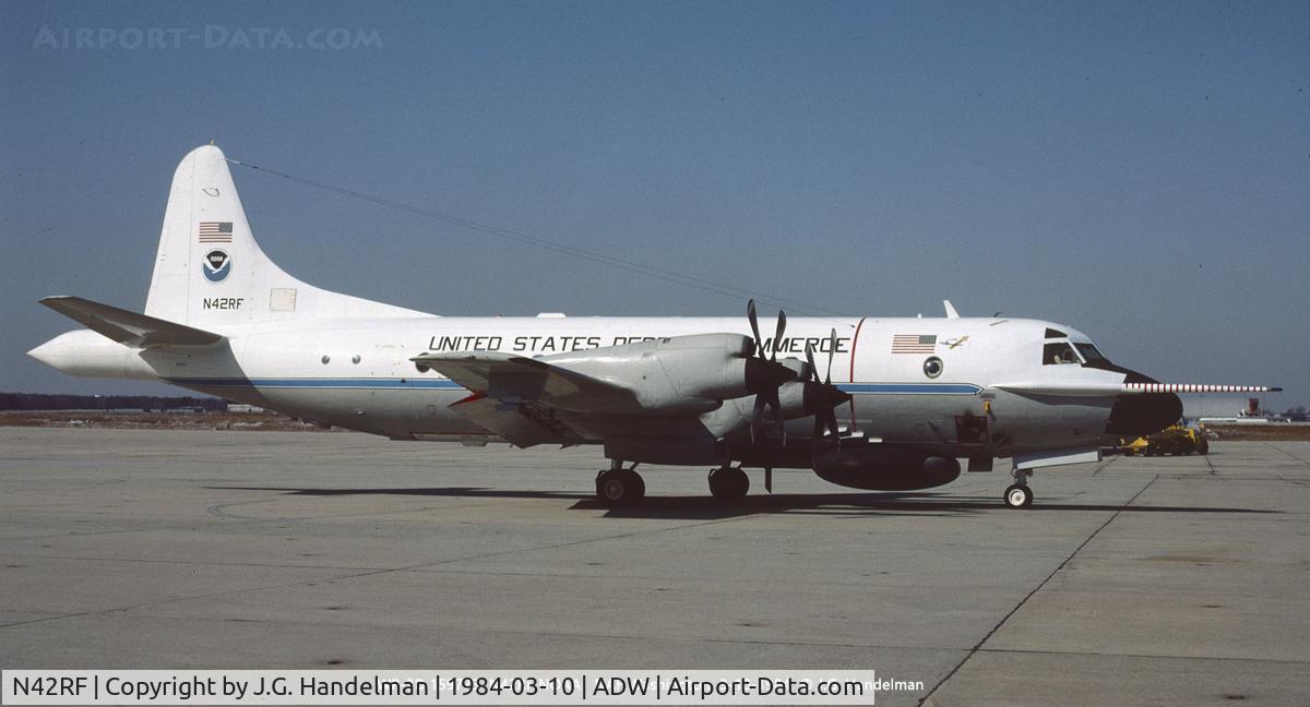 N42RF, 1975 Lockheed WP-3D Orion C/N 5622, At NAF Washington 3-10-1984.