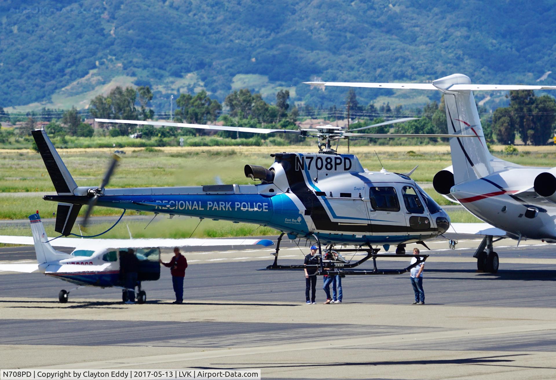 N708PD, 2008 Eurocopter AS-350B-3 Ecureuil Ecureuil C/N 4390, Livermore Airport California 2017.