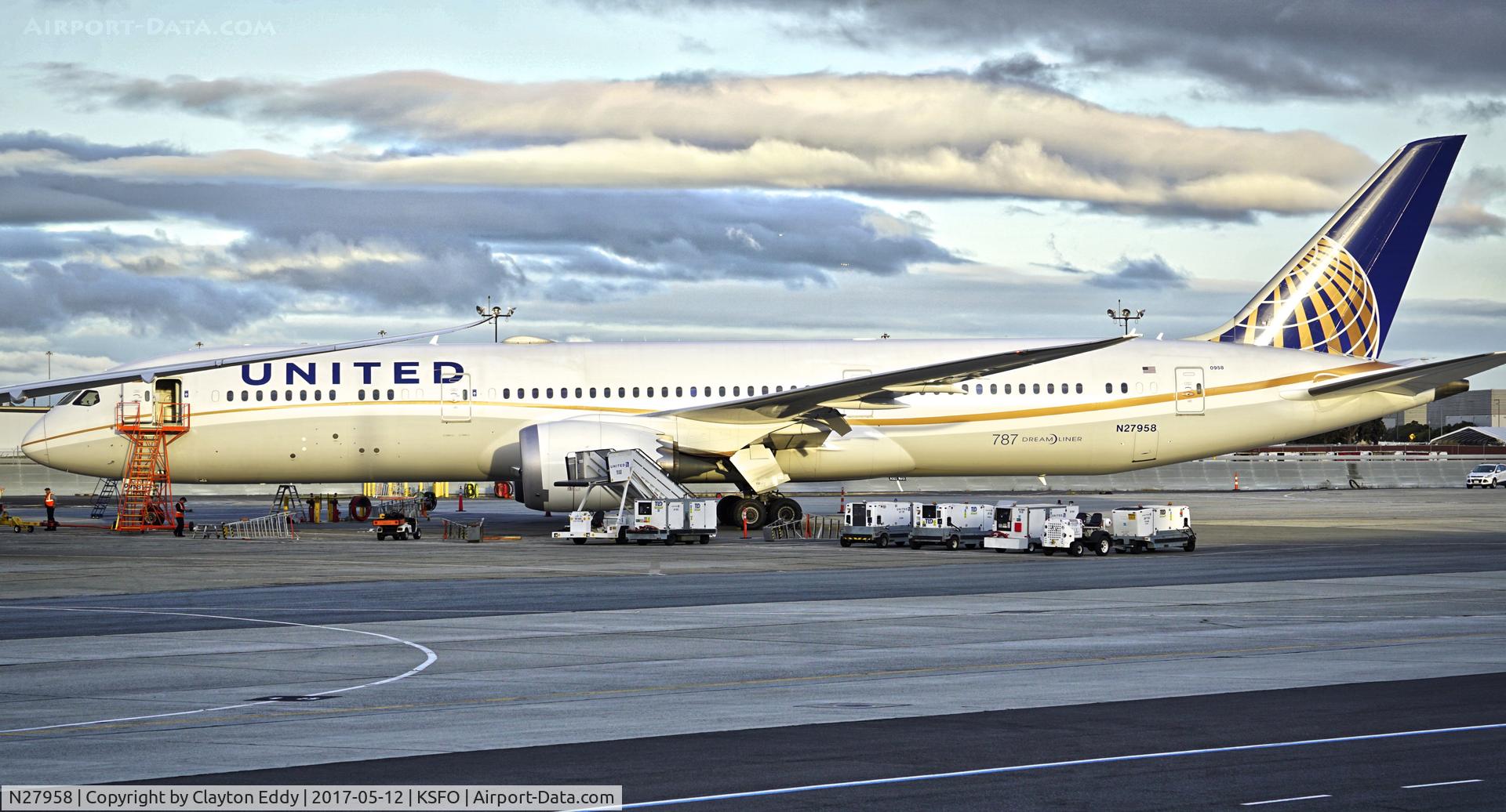 N27958, 2015 Boeing 787-9 Dreamliner C/N 36406, SFO 2017.
