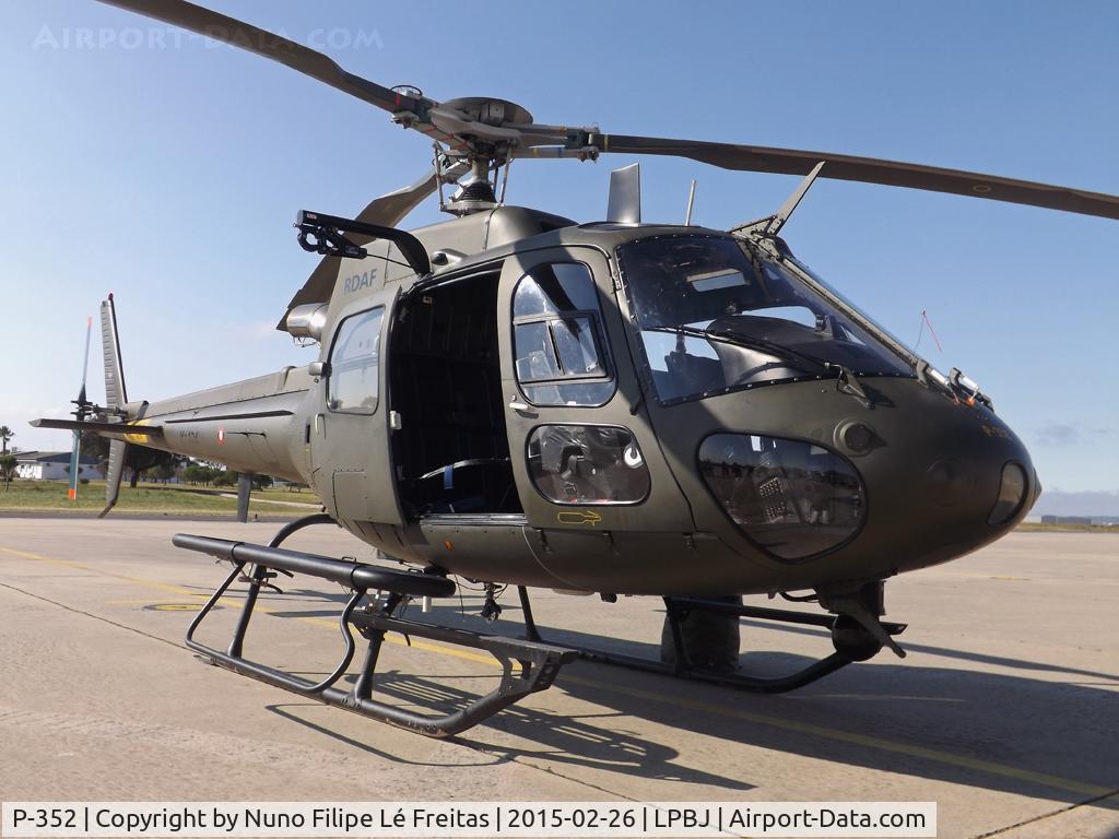 P-352, Aerospatiale AS-550C-2 Fennec C/N 2352, During the Real Thaw 2015.