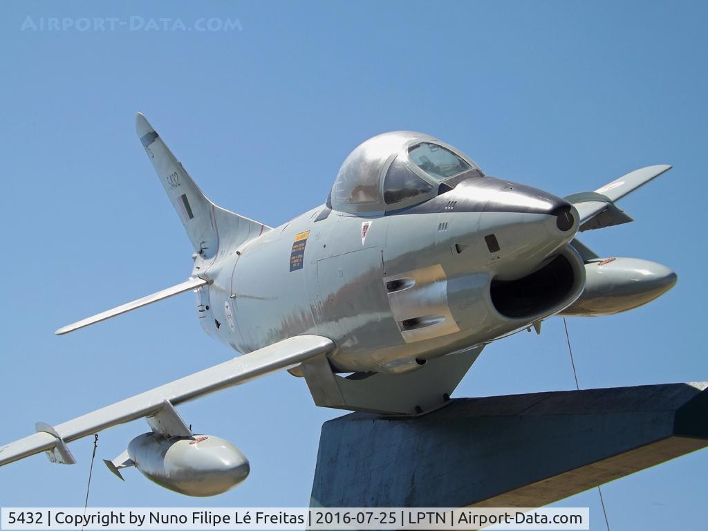 5432, Fiat G-91R/4 C/N 91-4-0145, Static display. Old glory of PoAF.