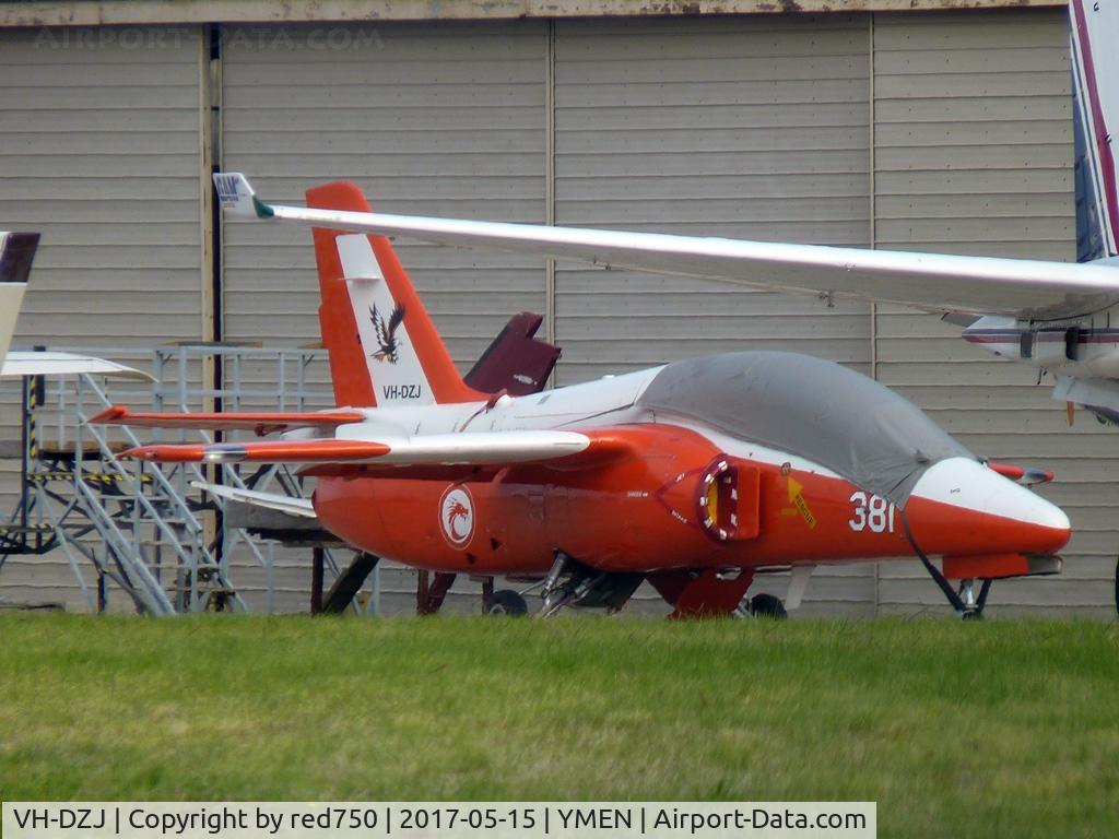 VH-DZJ, 1985 SIAI-Marchetti S-211 C/N 005/02-002, VH-DZJ at Essendon May 15 2017