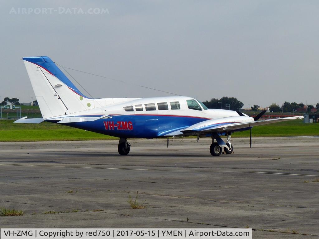 VH-ZMG, 1980 Cessna 402C C/N 402C0263, VH-ZMG at Essendon 20170515