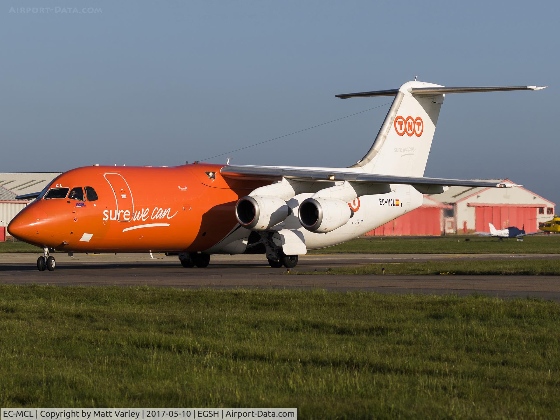 EC-MCL, 1990 British Aerospace BAe-146-300QT Quiet Trader C/N E3154, Taxiing to stand 3 @ NWI....