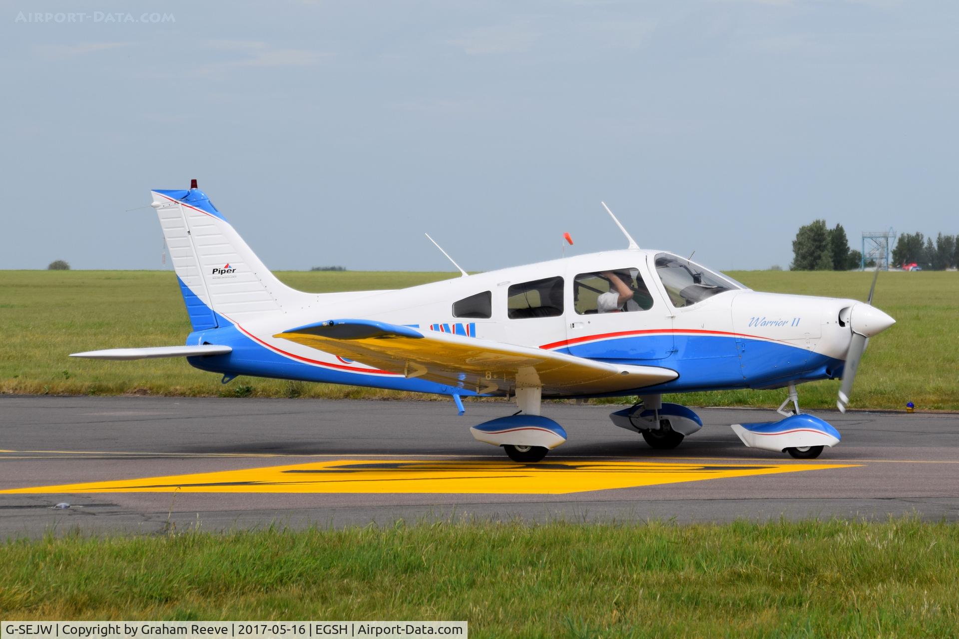 G-SEJW, 1978 Piper PA-28-161 Cherokee Warrior II C/N 28-7816469, Departing from Norwich.