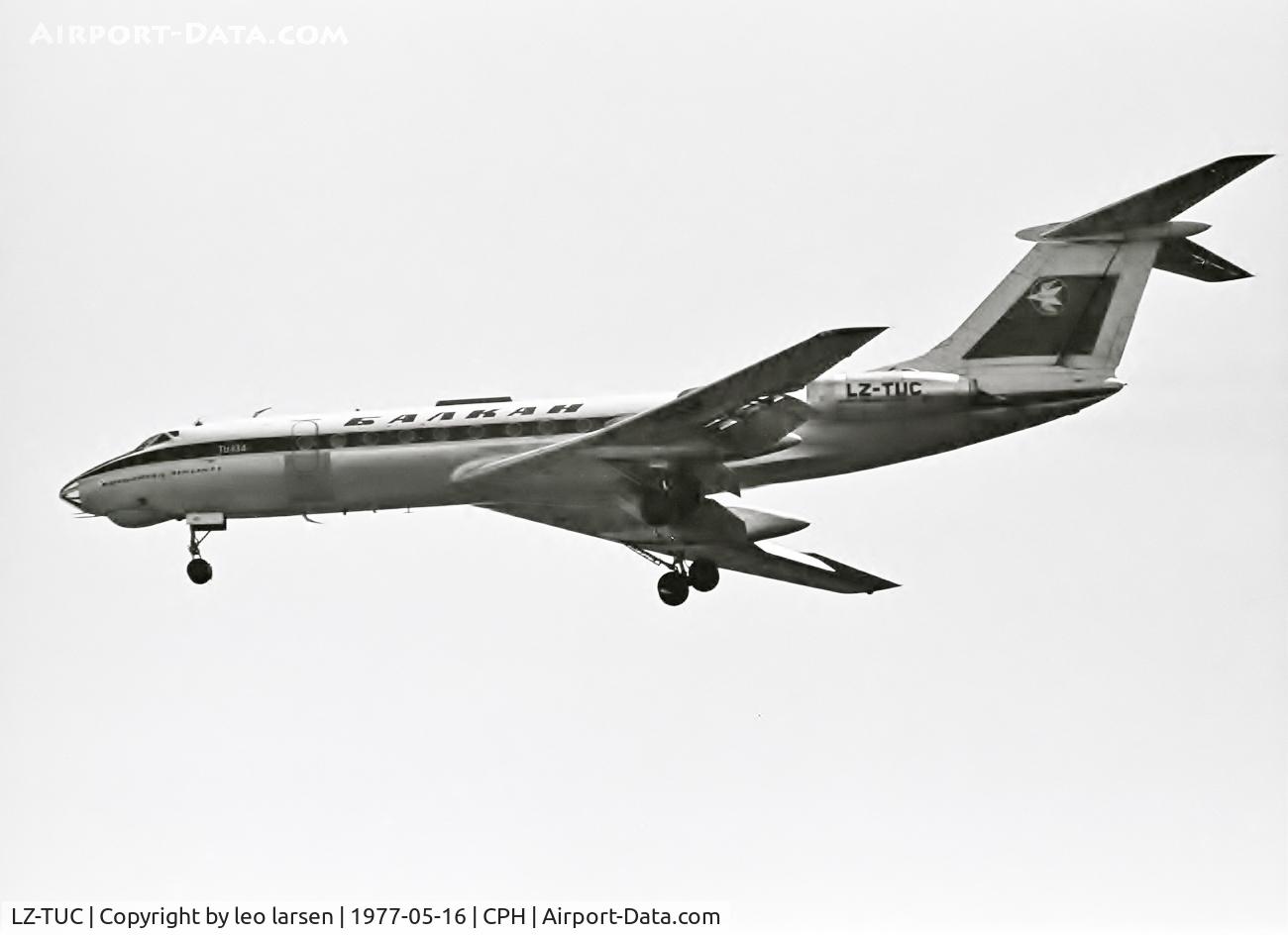 LZ-TUC, 1969 Tupolev Tu-134 C/N 9350807, Copenhagen 16.5.1977