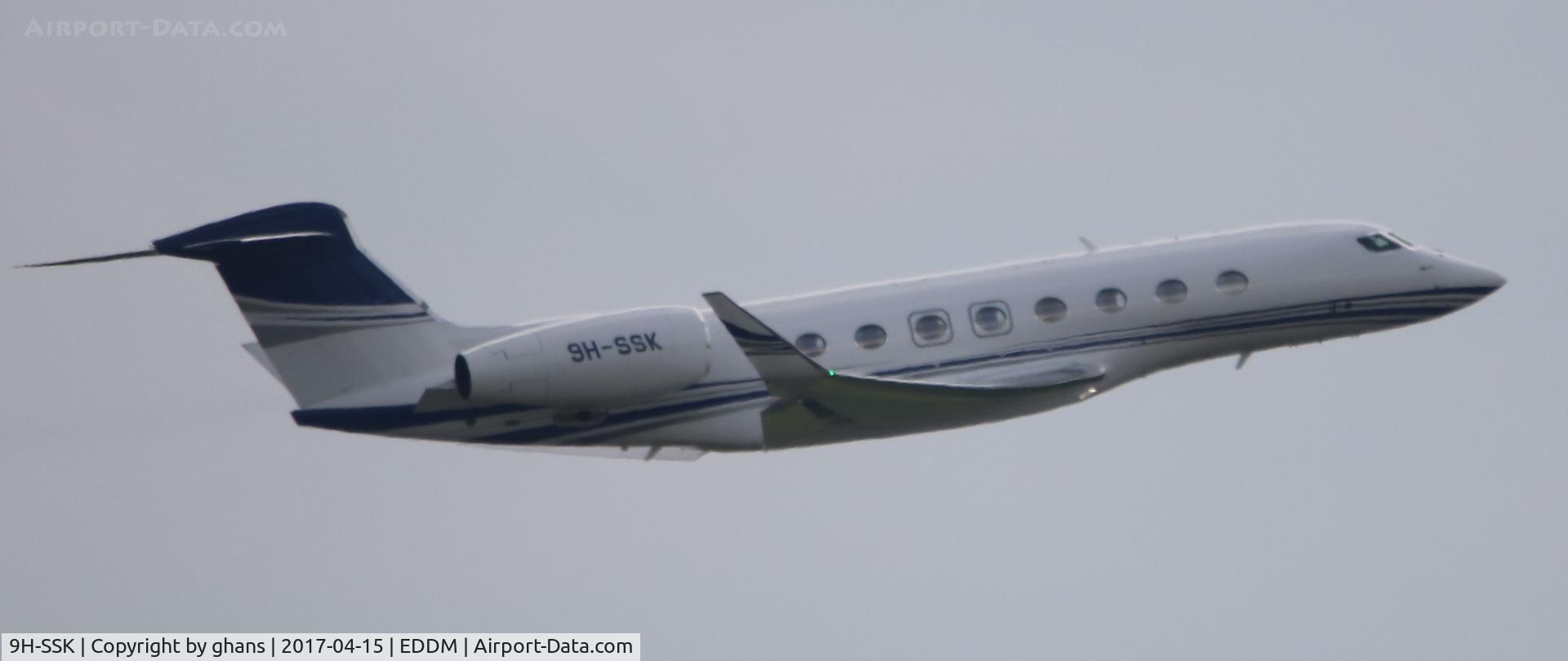 9H-SSK, 2015 Gulfstream Aerospace G650 (G-VI) C/N 6195, Climbing out