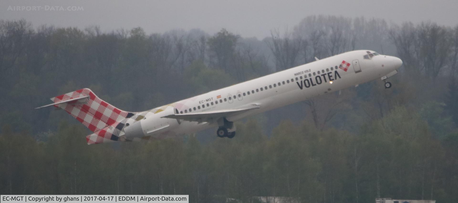 EC-MGT, 2001 Boeing 717-23S C/N 55066, Volotea