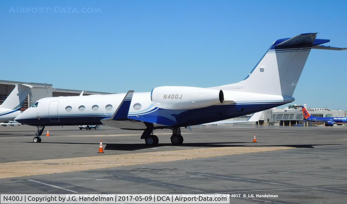 N400J, 1998 Gulfstream Aerospace G-IV C/N 1330, GIV-X (G450) at Reagan National ramp.