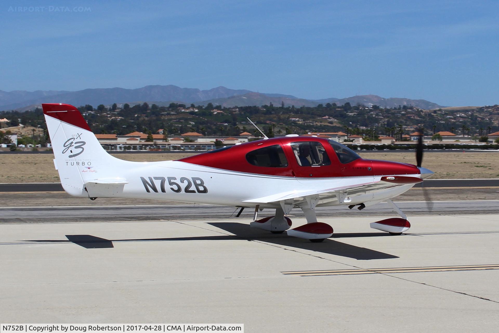 N752B, Cirrus SR22 G3 GTS Turbo C/N 3157, Cirrus SR-22 G3 Turbo marked, FAA registry no help on engine, year of build, etc. Taxi to overflow parking. At AOPA FLY-IN.