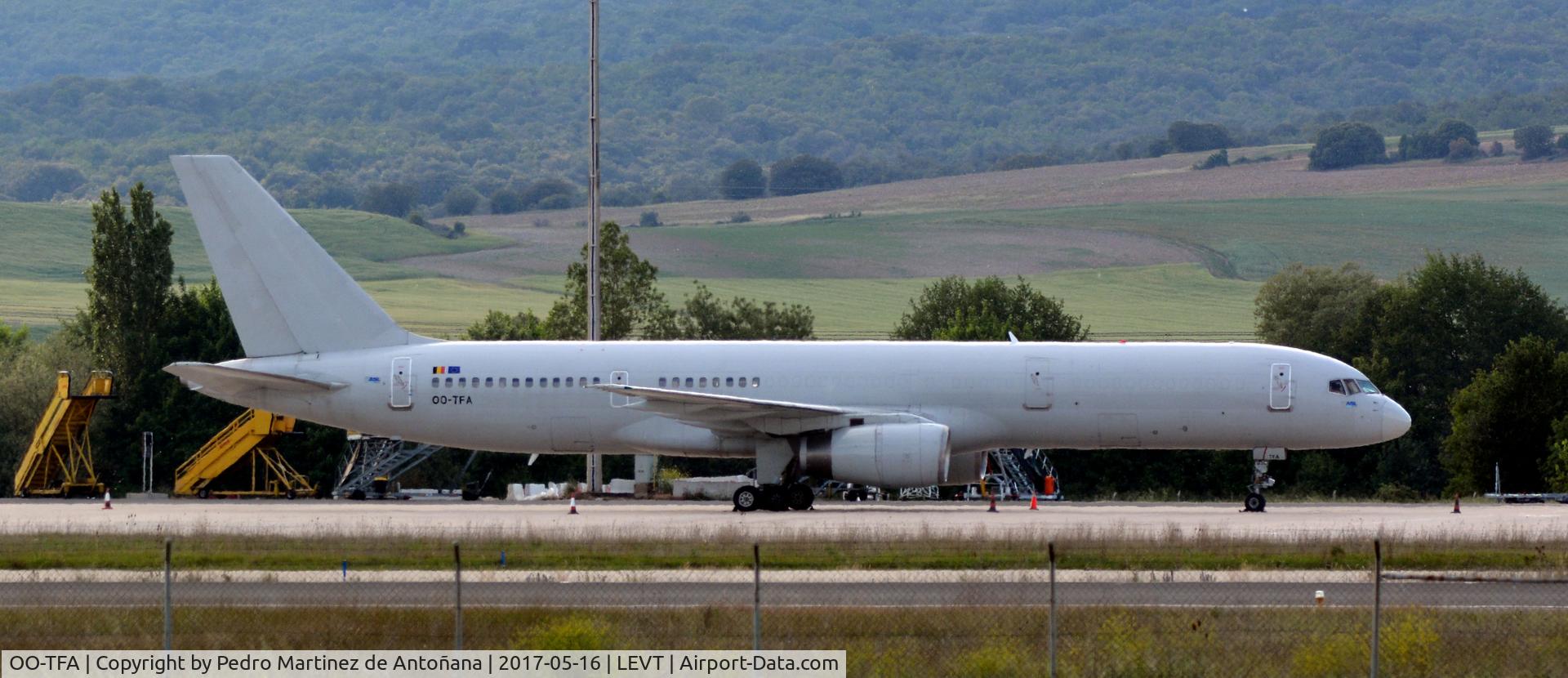 OO-TFA, 1993 Boeing 757-28A C/N 25622, Foronda - Vitoria-Gasteiz - España