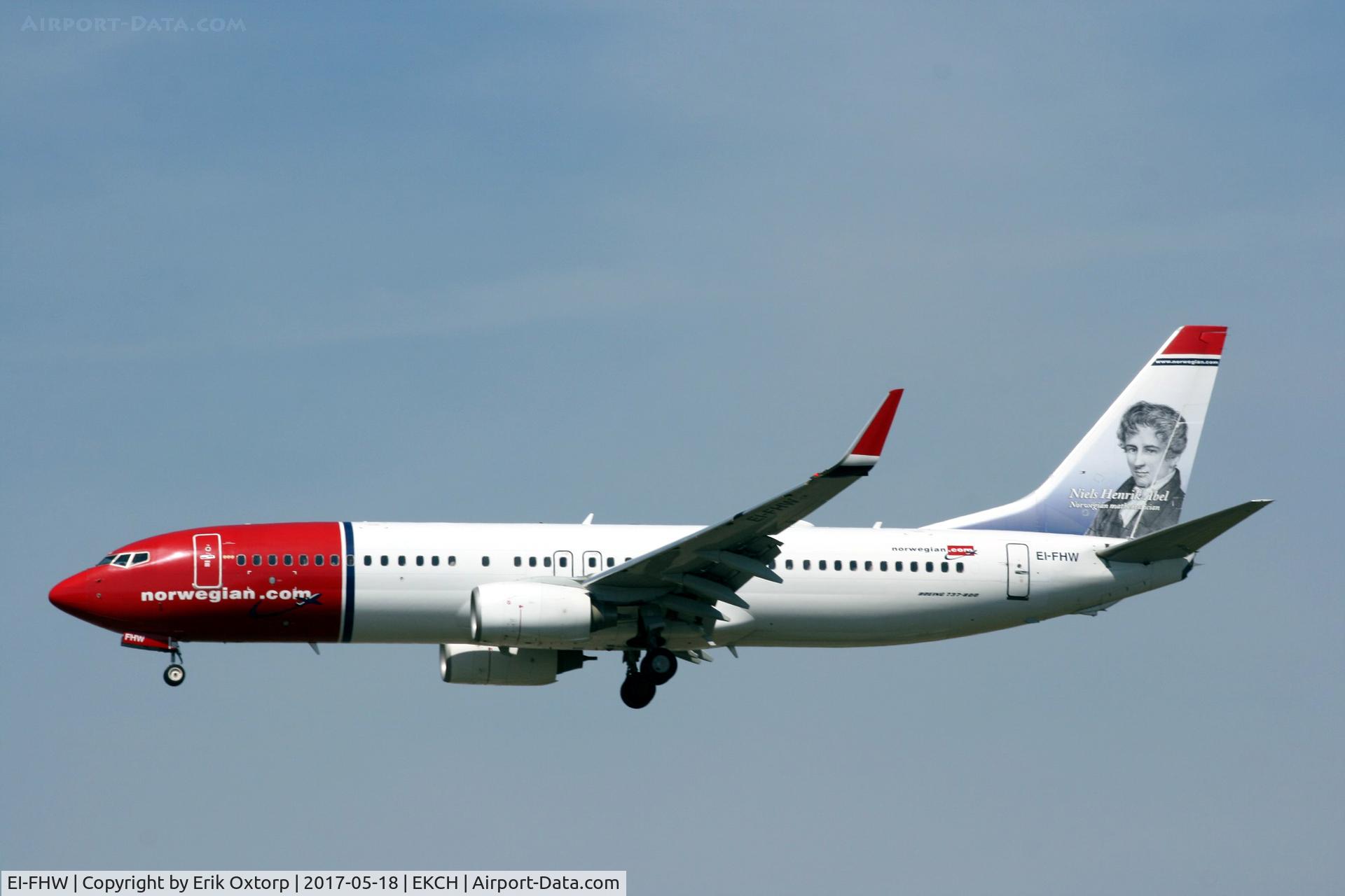 EI-FHW, 2011 Boeing 737-8JP C/N 39007, EI-FHW landing rw 22L