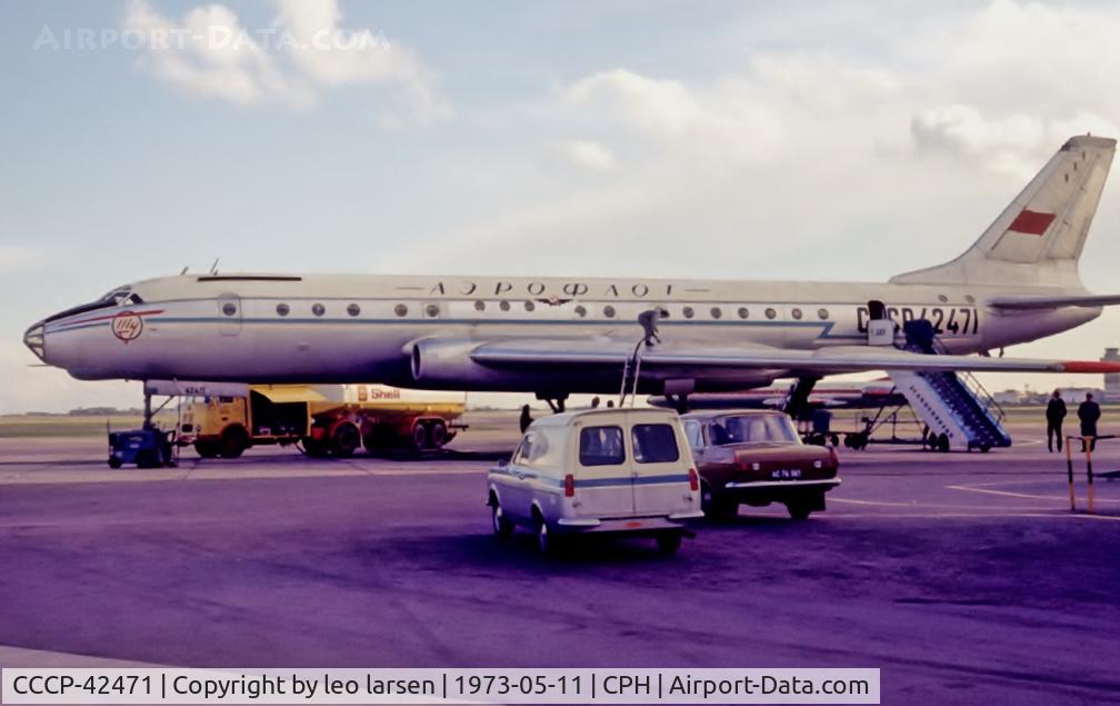 CCCP-42471, 1960 Tupolev Tu-104B C/N 0 2 12 04, Copenhagen 11.5.1973