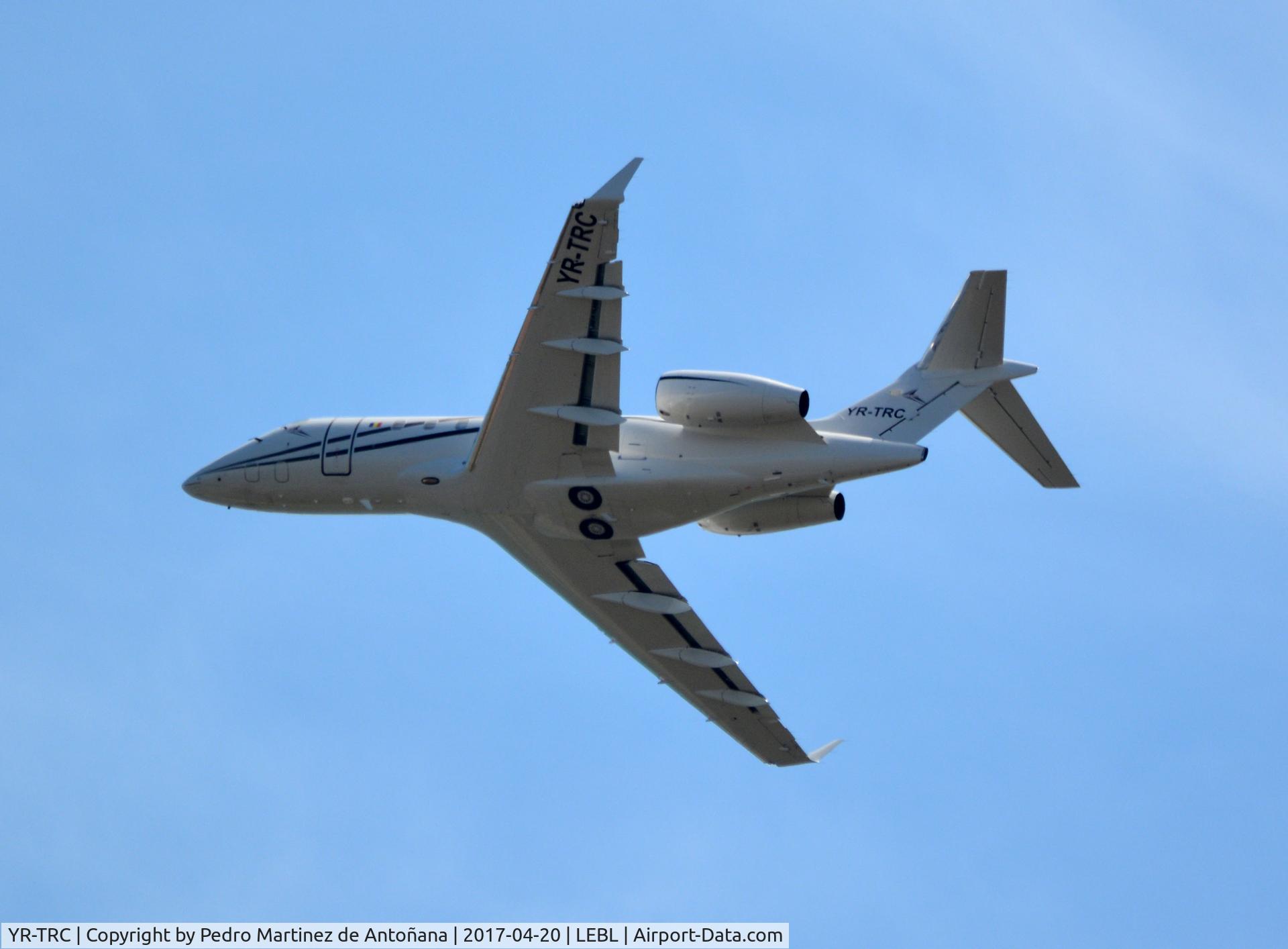 YR-TRC, 2009 Bombardier Challenger 300 (BD-100-1A10) C/N 20261, El Prat  -  Barcelona  -  España