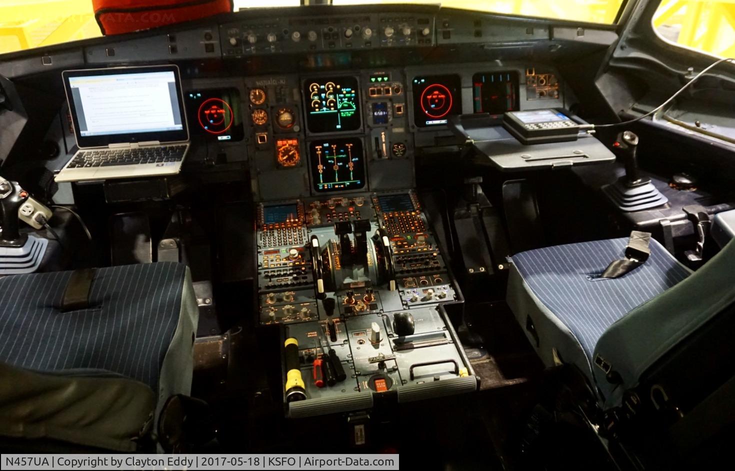 N457UA, 1999 Airbus A320-232 C/N 1146, SFO 2017